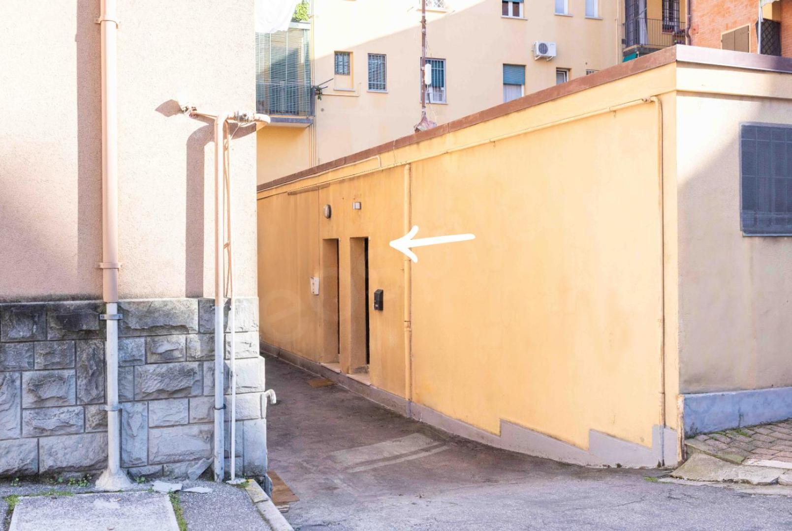 Caseospitali - Stazione5, Vicino Alla Stazione Ideale Per Due بولونيا المظهر الخارجي الصورة